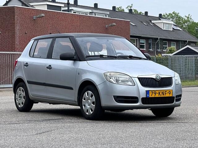 Skoda Fabia 1.2 Drive 1e EigenaarAirco28-02-2027 APKTrekhaakNAPDealer onderhoudenStuurbekrachtiging