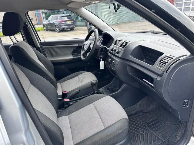 Skoda Fabia 1.2 Drive 1e EigenaarAirco28-02-2027 APKTrekhaakNAPDealer onderhoudenStuurbekrachtiging