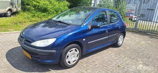 PEUGEOT 206 1.4 Gentry
