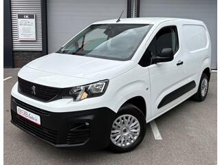 PEUGEOT PARTNER 1.2 PureTech Premium Airco Navi Cruise Pdc Camera's Elec.pakket 110 Pk