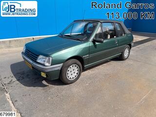 PEUGEOT 205 Cabriolet
