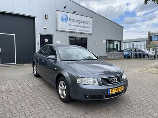AUDI A4 Limousine 2.0L | CLIMA| SEDAN!| EXPORT!