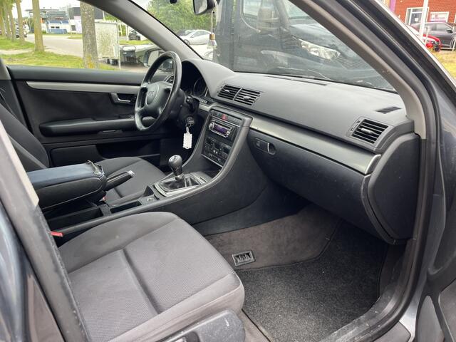 Audi A4 Limousine 2.0L | CLIMA| SEDAN| EXPORT