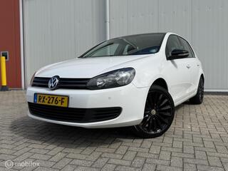 Volkswagen Golf VI