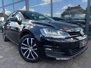 Volkswagen Golf VII