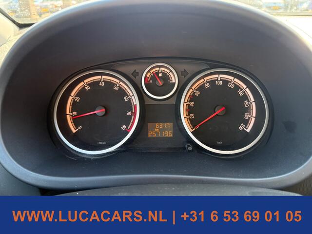 Opel Corsa 1.2-16V Essentia E APK
