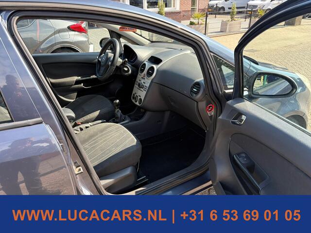 Opel Corsa 1.2-16V Essentia E APK
