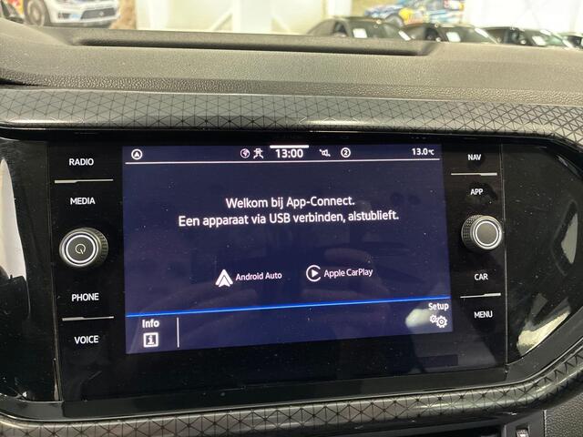 Volkswagen T-Cross 1.0 TSI 110pk DSG Style � Camera � Keyless � Dodehoeksensor � Apple/Android Car Play � Stoelverwarming � 17Velgen �