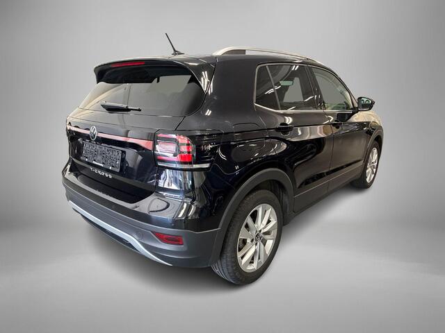Volkswagen T-Cross 1.0 TSI 110pk DSG Style � Camera � Keyless � Dodehoeksensor � Apple/Android Car Play � Stoelverwarming � 17Velgen �