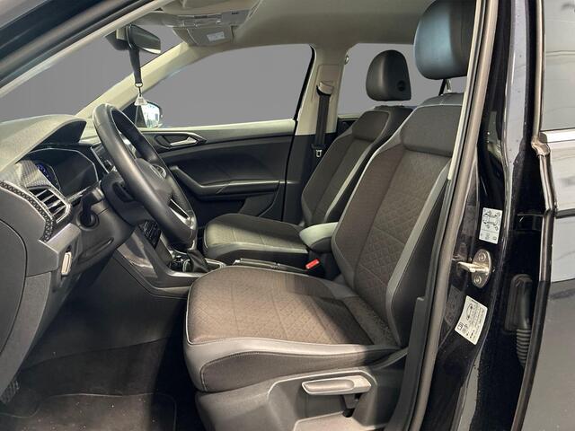 Volkswagen T-Cross 1.0 TSI 110pk DSG Style � Camera � Keyless � Dodehoeksensor � Apple/Android Car Play � Stoelverwarming � 17Velgen �