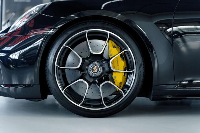 Porsche 911 Cabrio 3.8 Turbo S l Akrapovic l Burmester l Lift