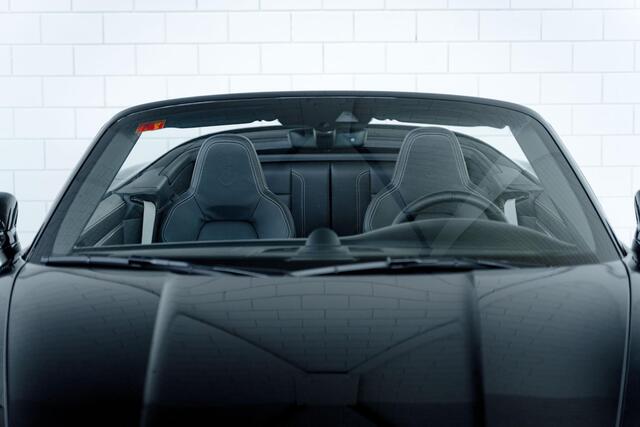 Porsche 911 Cabrio 3.8 Turbo S l Akrapovic l Burmester l Lift