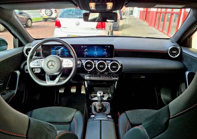 Mercedes-Benz A-Klasse 160 Advantage AMG 2Jaar Apk Navi Camera Led Dealer Onderhouden