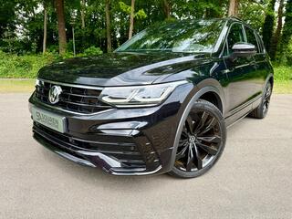 VOLKSWAGEN TIGUAN 1.5 TSI R-Line / Automaat / PDC V-A Carplay-Android auto / 150PK / Getinte Ramen