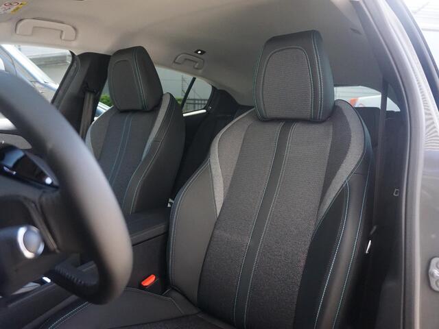 Peugeot 408 1.6 HYbrid Allure Pack 225 EAT8 360 Camera