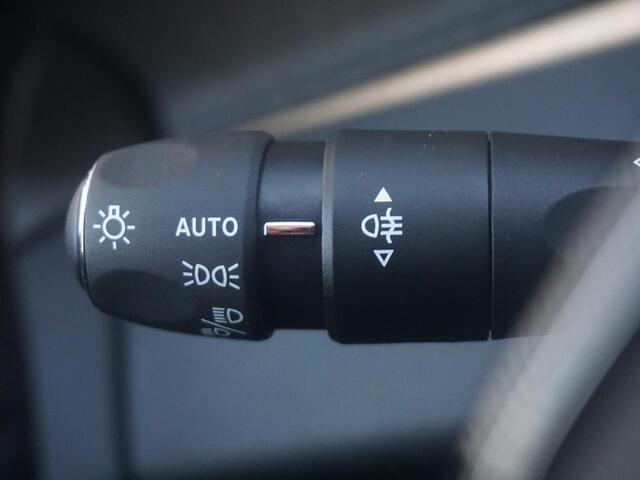 Peugeot 408 1.6 HYbrid Allure Pack 225 EAT8 360 Camera