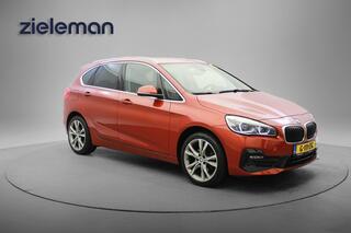 BMW 2-SERIE 218i Executive Edition - Carplay, Camera, Half Leer, Headup Display