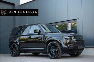 LAND ROVER DEFENDER 110 5.0 V8 525PK | Incl.BTW | NL Auto | ACC | 360 Cam | Head Up | Pano | Full PPF | Luchtvering | Koelkast | Lane & Side Assist | E.Trekhaak 3500kg | Voorruitverwarming + Stuurverwarming | Meridian Audio | 22