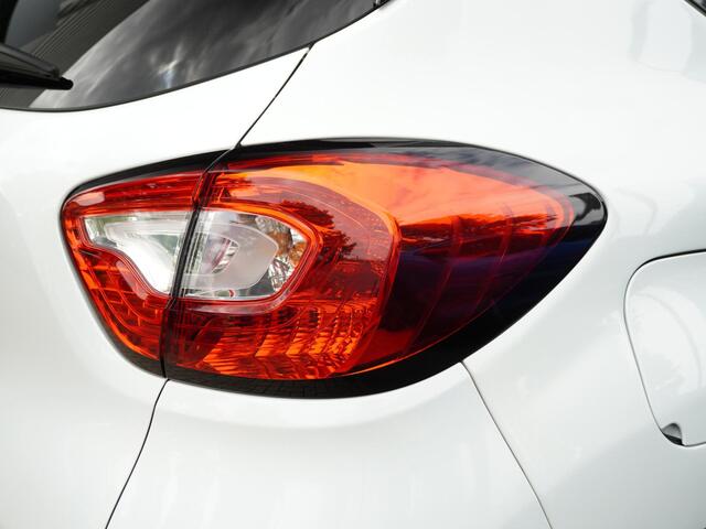 Renault Captur 1.2 TCe 120 Wave / DEALER OND. / TREKHAAK / NAVI / PDC A / PRIV GLASS / CAMERA / KEYLESS / BLUETOOTH / CLIMATE / CRUISE CONTROL / START/STOP / 