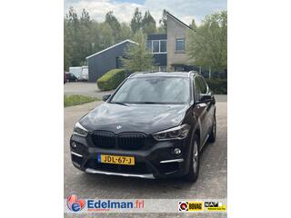 BMW X1 xDrive18d Executive | Vol. Leer | Panoroma | Trekhaak