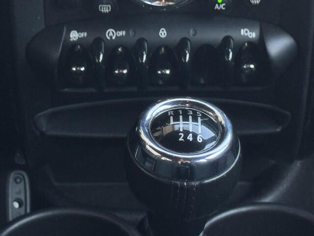Mini Countryman 1.6 Cooper Pepper NL-AUTO | NAVI | GOED ONDERHOUDEN