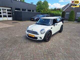 MINI COOPER 1.6 One Chili