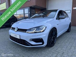 Volkswagen Golf VII