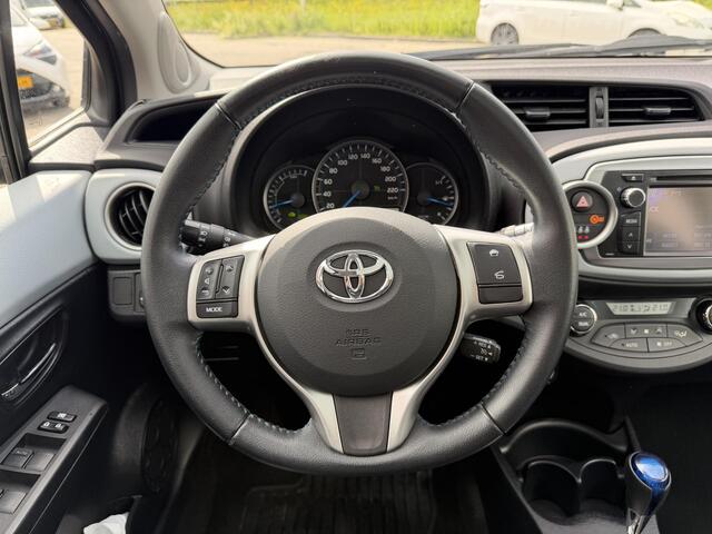 Toyota Yaris 1.5 Full Hybrid Dynamic Panoramadak
