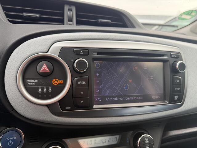 Toyota Yaris 1.5 Full Hybrid Dynamic Panoramadak