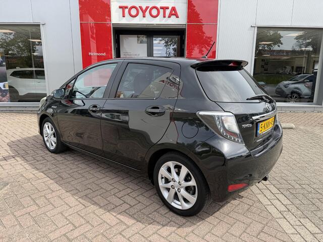 Toyota Yaris 1.5 Full Hybrid Dynamic Panoramadak