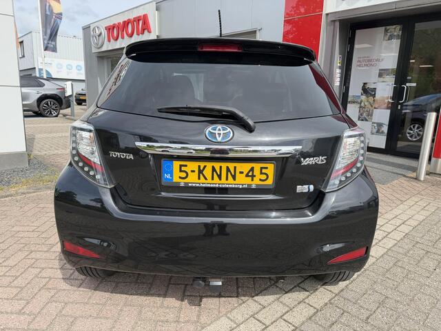 Toyota Yaris 1.5 Full Hybrid Dynamic Panoramadak