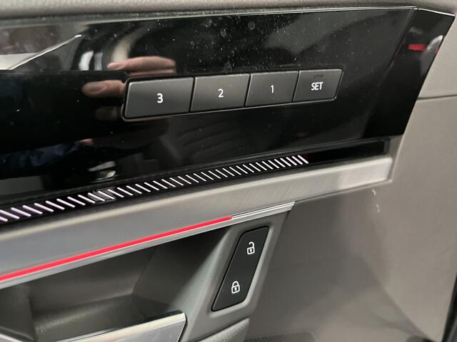 Volkswagen Touareg 3.0 TSI eHybrid 4MOTION Elegance / AUTOMAAT/ 381PK/ PANO/ TREKHAAK/ ACC/ MEMORY SEAT/ MASSAGE/ STOELVERWARM.+KOELING/ DODEHOEK/ PARK.SENSOR.V+