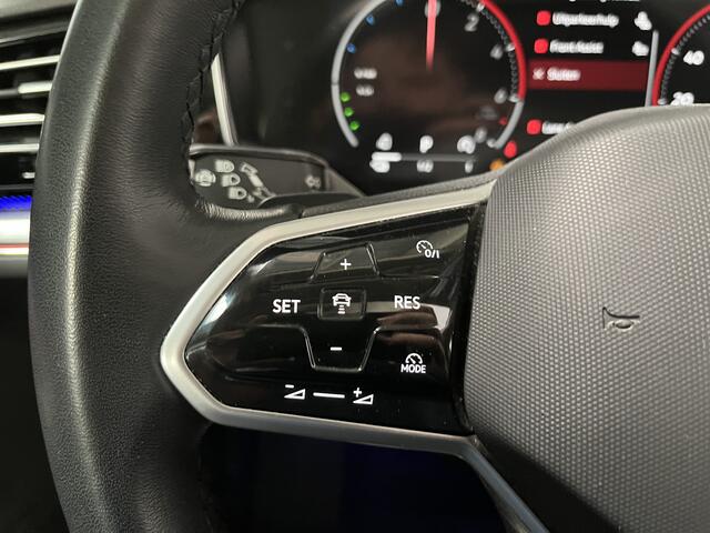 Volkswagen Touareg 3.0 TSI eHybrid 4MOTION Elegance / AUTOMAAT/ 381PK/ PANO/ TREKHAAK/ ACC/ MEMORY SEAT/ MASSAGE/ STOELVERWARM.+KOELING/ DODEHOEK/ PARK.SENSOR.V+