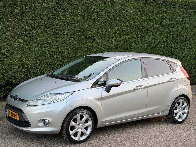 Ford Fiesta 1.6 TDCi AIRCO KOUD/LEER/STOELVERWARMING/AUX/PDC