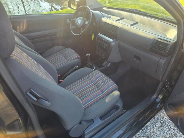 Volkswagen FOX 1.4 3-deurs apk:03-2027