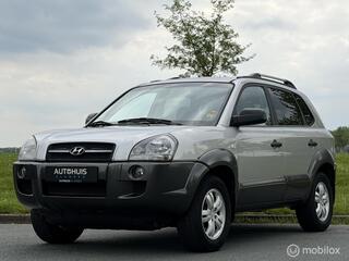 HYUNDAI TUCSON 2.0i Dynamic Cross | Airco |