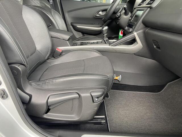 Renault Kadjar TCe 130 Intens | CAMERA | NAVI | SENSOREN | CRUISE | BLUETOOTH | ALLSEASON BANDEN