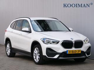 BMW X1 sDrive18i Executive Edition 141 Pk Automaat Navi / PDC / Trekhaak