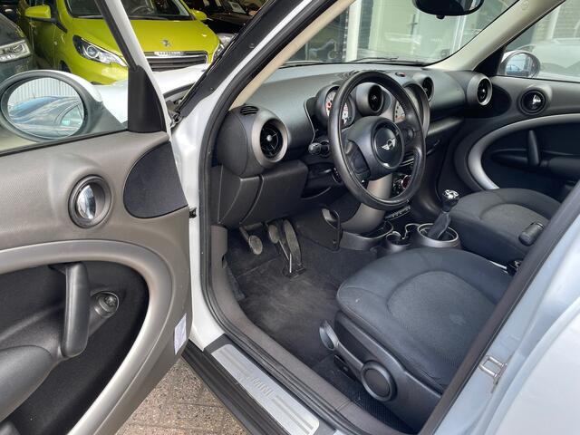 Mini Countryman Mini 1.6 One /5 DRS/1 Jaar Apk/ Volledige Onderhoud/VolOpties