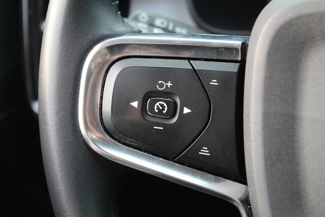 Volvo XC40 1.5 T3 164Pk Momentum | Dealer onderhouden | Origineel NL