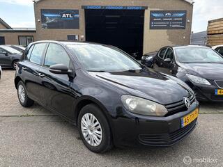 VOLKSWAGEN GOLF 1.6 TDI Highline BlueMotion