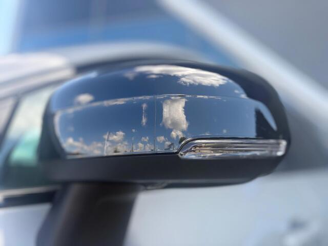 Volvo XC60 2.0 T8 Plug-in hybrid AWD Plus Dark 455pk Panoramadak / 360 Camera / Stoel-Stuur verwarming