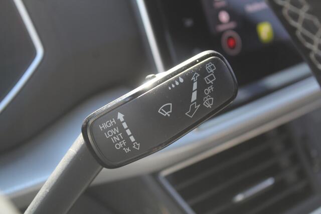 Seat Tarraco 1.5 TSI 7 Persoons Keyless entry/start l Airco l Apple/Android Carplay l Adaptief cruise control l Camera l 360 sensoren l