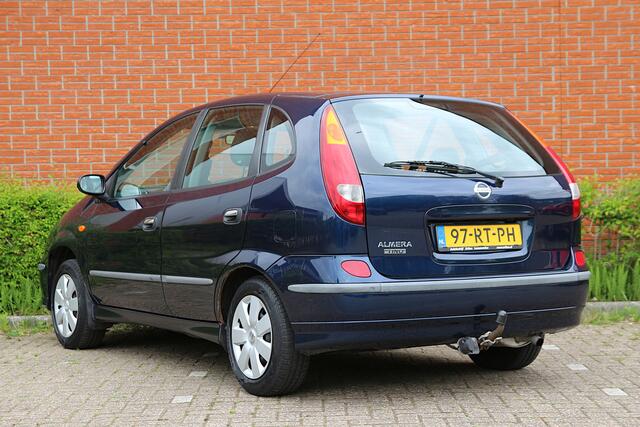 Nissan Almera TINO 1.8 116pk Acenta RIJKLAAR | Ond.beurt + APK | NL-auto | 5 deuren | Climate control | Camera | Elek. ramen | Radio | Trekhaak |