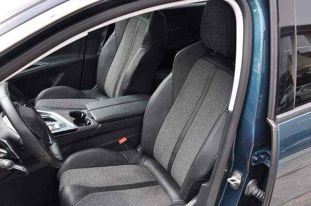 Peugeot 5008 Allure  7 plaatsen  verw zetels 