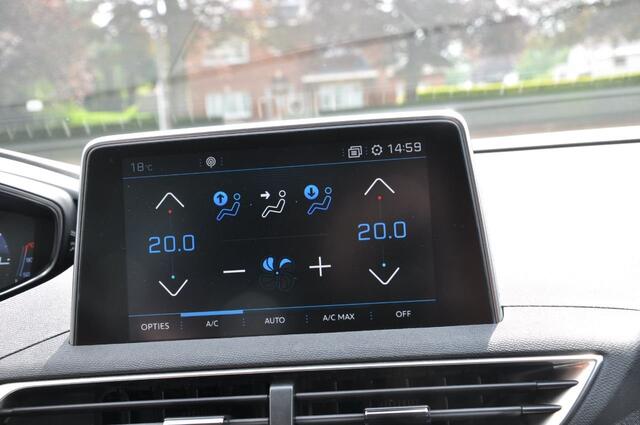 Peugeot 5008 Allure  7 plaatsen  verw zetels 