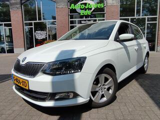 SKODA FABIA 1.0 Ambition Parkeersensoren - LMV - Apple Carplay/Android Auto - Airco - Cruise control