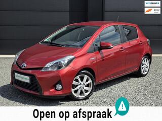 TOYOTA YARIS 1.5 Full Hybrid Dynamic | Navi | Cruise | Leder-Stof |