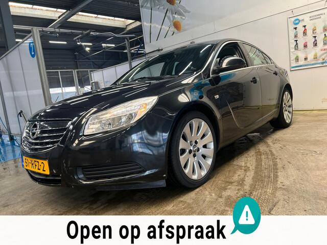 Opel Insignia 1.6 T Edition/Parkeersensoren/Airco/ Navi/ APK