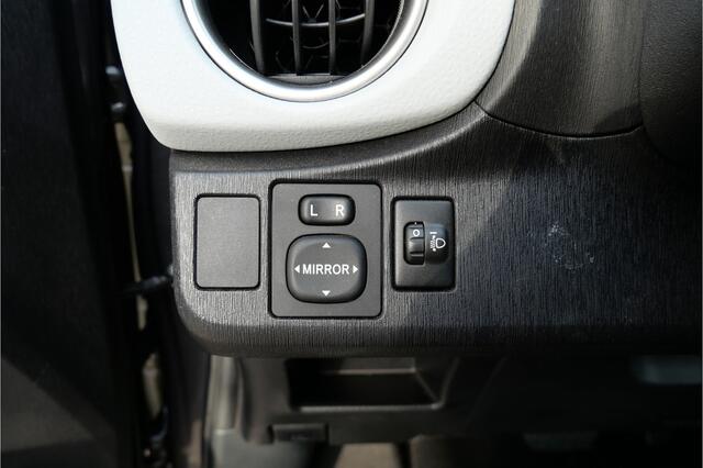 Toyota Yaris 1.5 Full Hybrid Aspiration Automaat | NL-Auto | Camera | Clima | Navi
